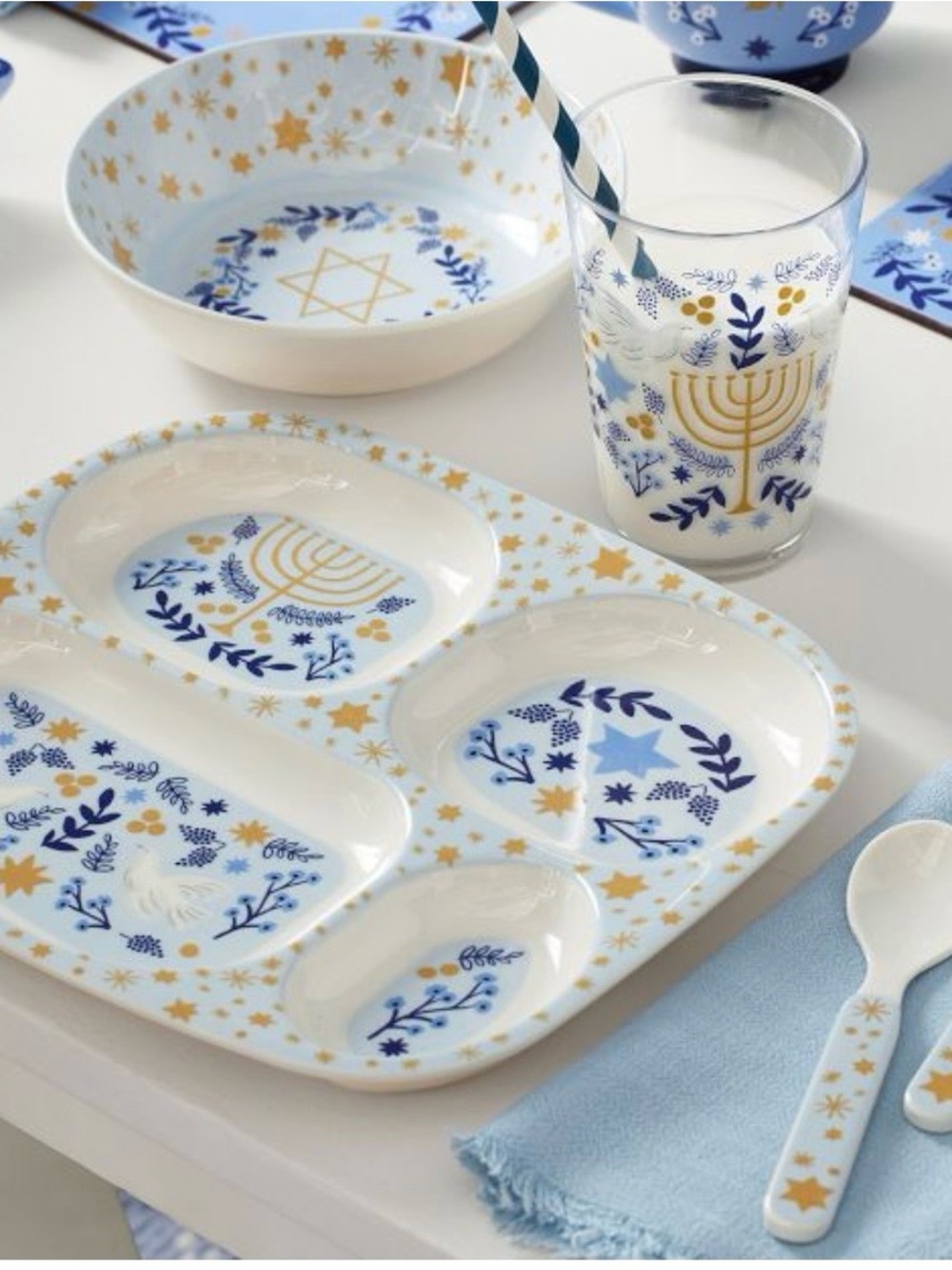 Pottery Barn Kids Blue & Gold Hanukkah Plastic Kids Plate Set